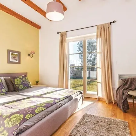 Wunderschoenes In Cukrici Mit Privatem Pool Holiday home *